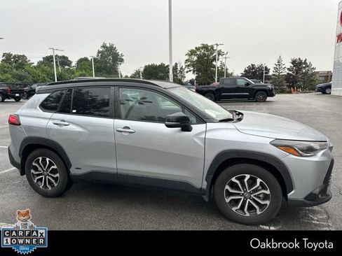 Used 2023 Toyota Corolla Cross AWD Hybrid w/ Moonroof Package image 4
