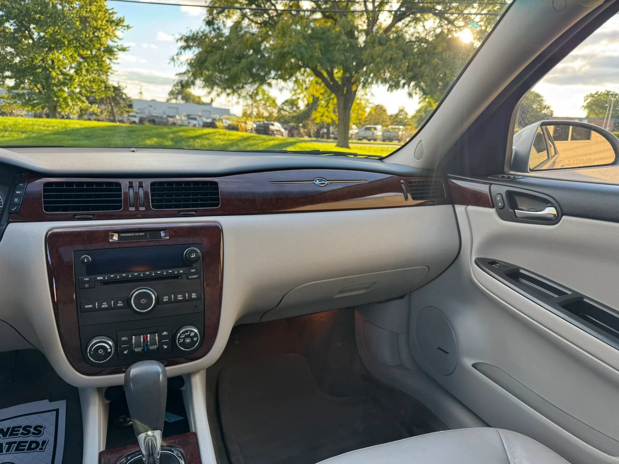 Used 2011 Chevrolet Impala LT w/ Luxury Edition Package FWD image 15