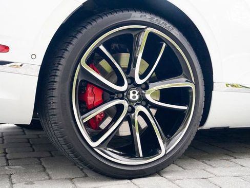 Used 2024 Bentley Continental GT V8 image 48