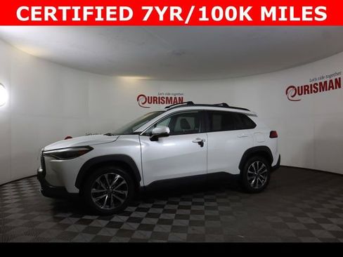 Used 2022 Toyota Corolla Cross XLE w/ Convenience Package image 4