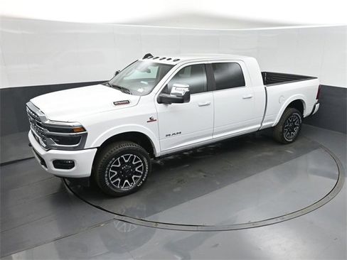 New 2026 RAM 2500 Limited image 24