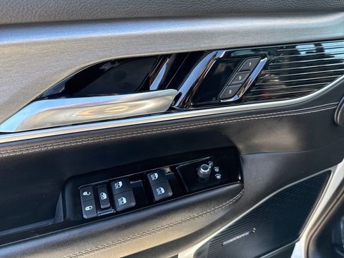 Used 2023 Jeep Wagoneer Series II image 22