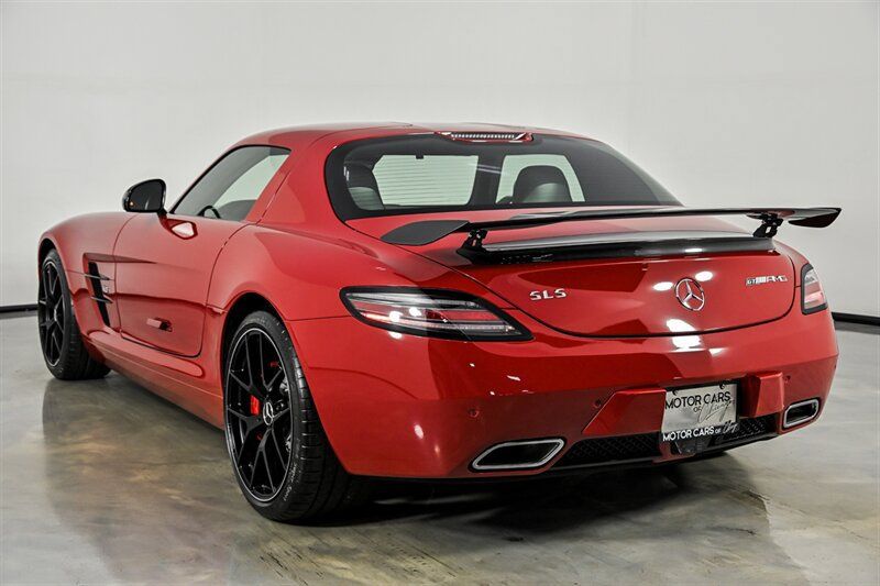 Used 2015 Mercedes-Benz SLS AMG GT Final Edition image 10