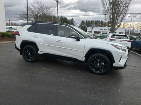 Used 2024 Toyota RAV4 XSE w/ Advanced Technology Package image 8