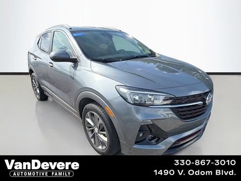 Used 2022 Buick Encore GX Preferred w/ Sport Touring Package FWD image 1
