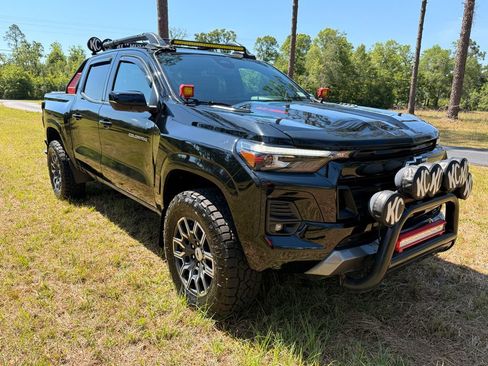 Used 2023 Chevrolet Colorado Z71 w/ Z71 Convenience Package 2 AWD/4WD image 7
