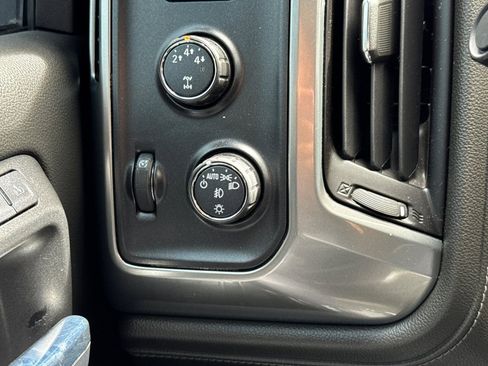 Used 2016 Chevrolet Silverado 2500 LTZ w/ Duramax Plus Package AWD/4WD image 30