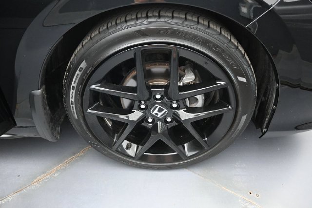 Used 2025 Honda Civic Sport image 30