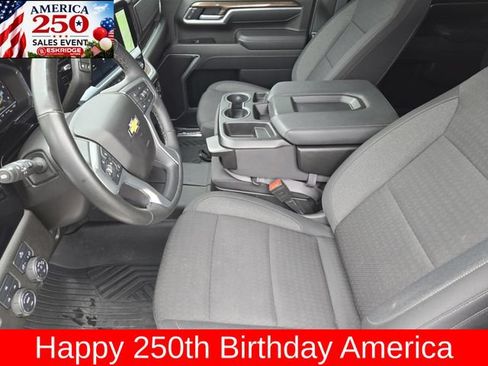 Used 2025 Chevrolet Silverado 2500 LT AWD/4WD image 14