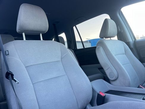 Used 2021 Honda Pilot EX image 31
