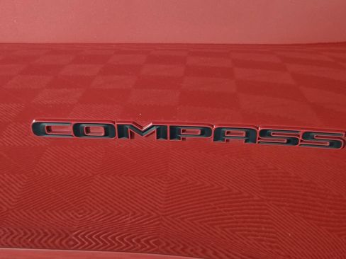 Used 2022 Jeep Compass Limited AWD/4WD image 32