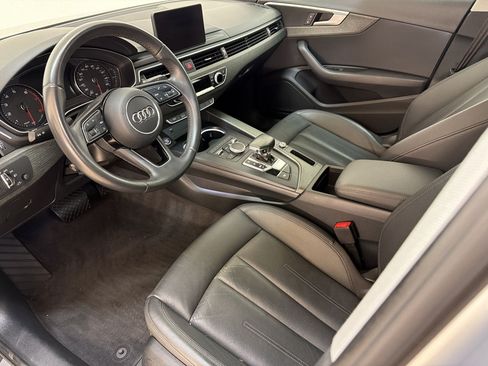 Used 2019 Audi A4 2.0T Premium w/ Convenience Package FWD image 4
