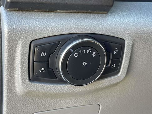 Used 2020 Ford F150 XLT w/ Trailer Tow Package image 16