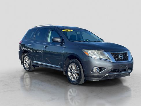 Used 2014 Nissan Pathfinder SL w/ Trailer Tow Package AWD/4WD image 1