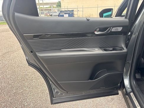 Used 2024 Hyundai Palisade Calligraphy FWD image 12