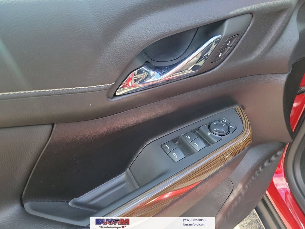 Used 2023 GMC Acadia SLE AWD/4WD image 15