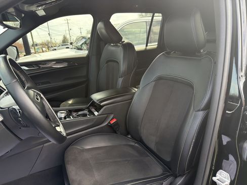 Certified 2022 Jeep Grand Cherokee Altitude AWD/4WD image 15