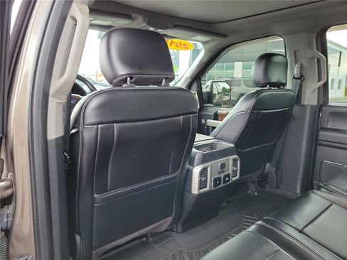 Used 2018 Ford F150 Lariat w/ Equipment Group 502A Luxury AWD/4WD image 13