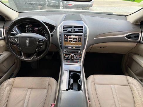 Used 2018 Lincoln MKZ Select w/ Select Plus Package FWD image 15