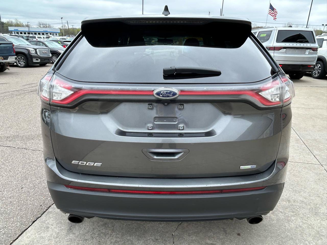 Used 2017 Ford Edge SE AWD/4WD image 6