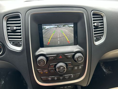 Used 2019 Dodge Durango SXT AWD/4WD image 18