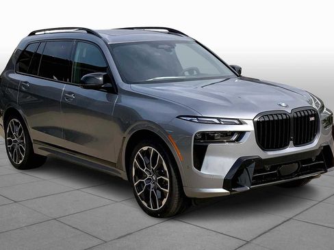 New 2026 BMW X7 M60i image 2