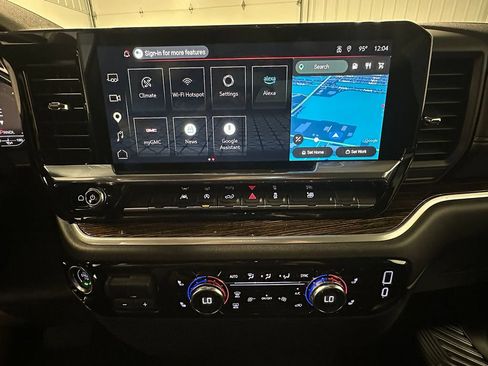 Used 2025 GMC Sierra 1500 Elevation AWD/4WD image 36