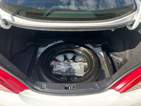 Used 2016 Hyundai Genesis Coupe 3.8 image 48