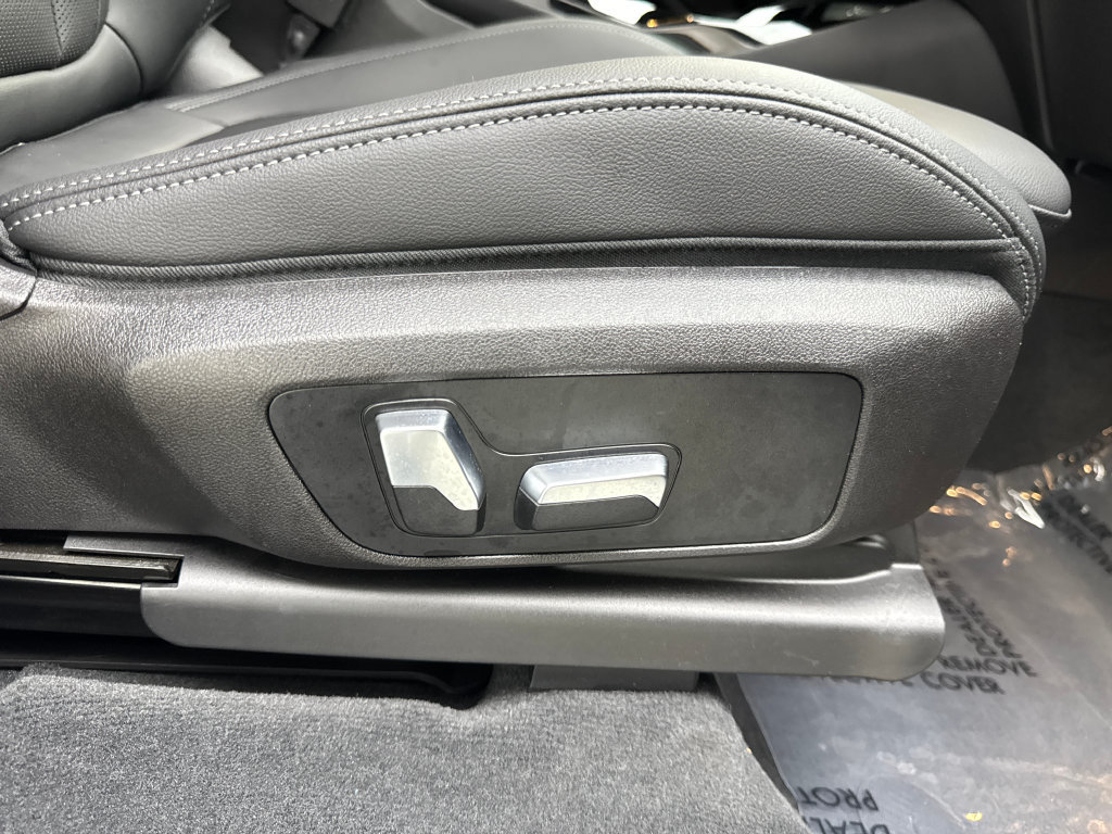 Used 2023 BMW X3 sDrive30i w/ Convenience Package RWD image 49