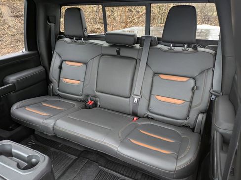 Used 2021 GMC Sierra 2500 AT4 w/ AT4 Premium Plus Package image 29