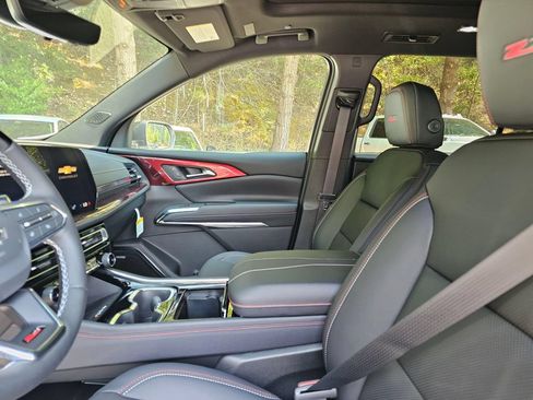 New 2026 Chevrolet Traverse Z71 w/ Enhanced Driving Package AWD/4WD image 25