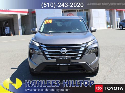Used 2024 Nissan Rogue SV AWD/4WD image 4