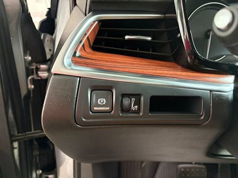 Certified 2024 Cadillac XT5 Premium Luxury AWD/4WD image 20