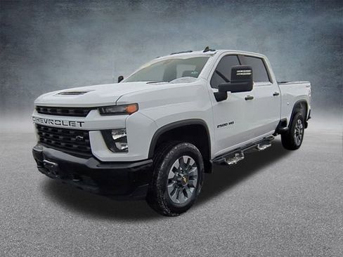 Certified 2022 Chevrolet Silverado 2500 Custom w/ Custom Value Package image 5