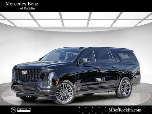 Used 2025 Cadillac Escalade ESV Sport Platinum w/ LPO, Floor Liner Package AWD/4WD image 1