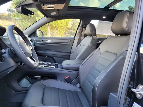 New 2025 Volkswagen Atlas Cross Sport SEL AWD/4WD image 11
