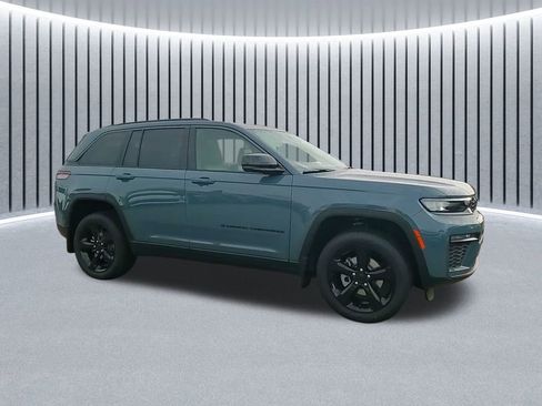 New 2026 Jeep Grand Cherokee Limited image 3