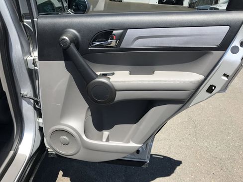 Used 2011 Honda CR-V EX-L image 16