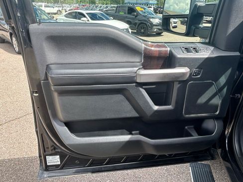 Used 2015 Ford F150 Platinum w/ Equipment Group 701A Luxury AWD/4WD image 14