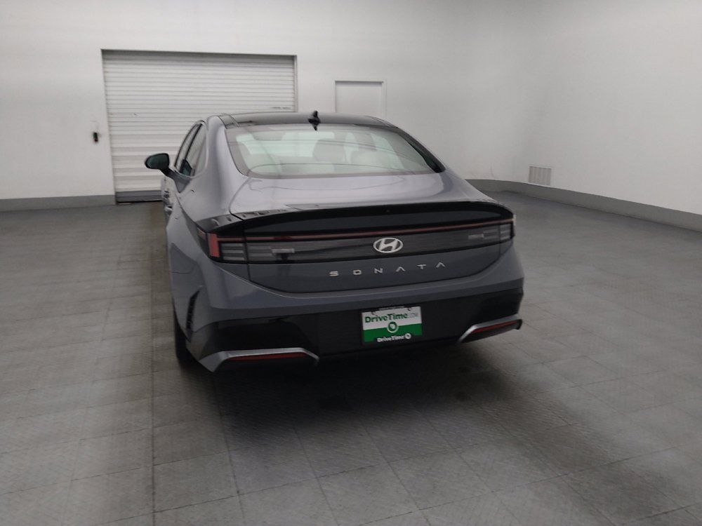 Used 2024 Hyundai Sonata SEL w/ Convenience Package FWD image 6