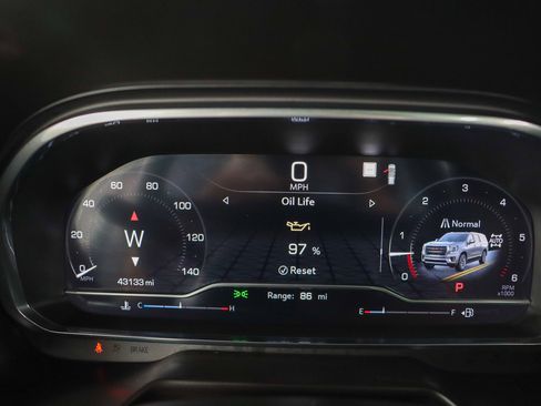 Used 2022 GMC Yukon AT4 AWD/4WD image 16