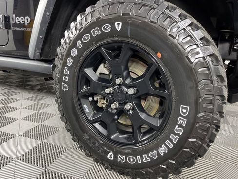 Used 2023 Jeep Wrangler Willys image 14