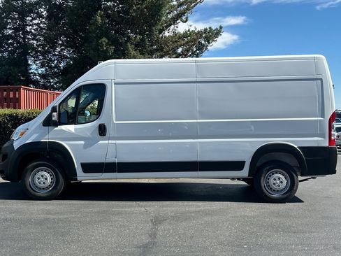 New 2025 RAM ProMaster 2500 image 7