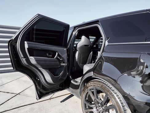 Used 2024 Land Rover Range Rover Sport image 30