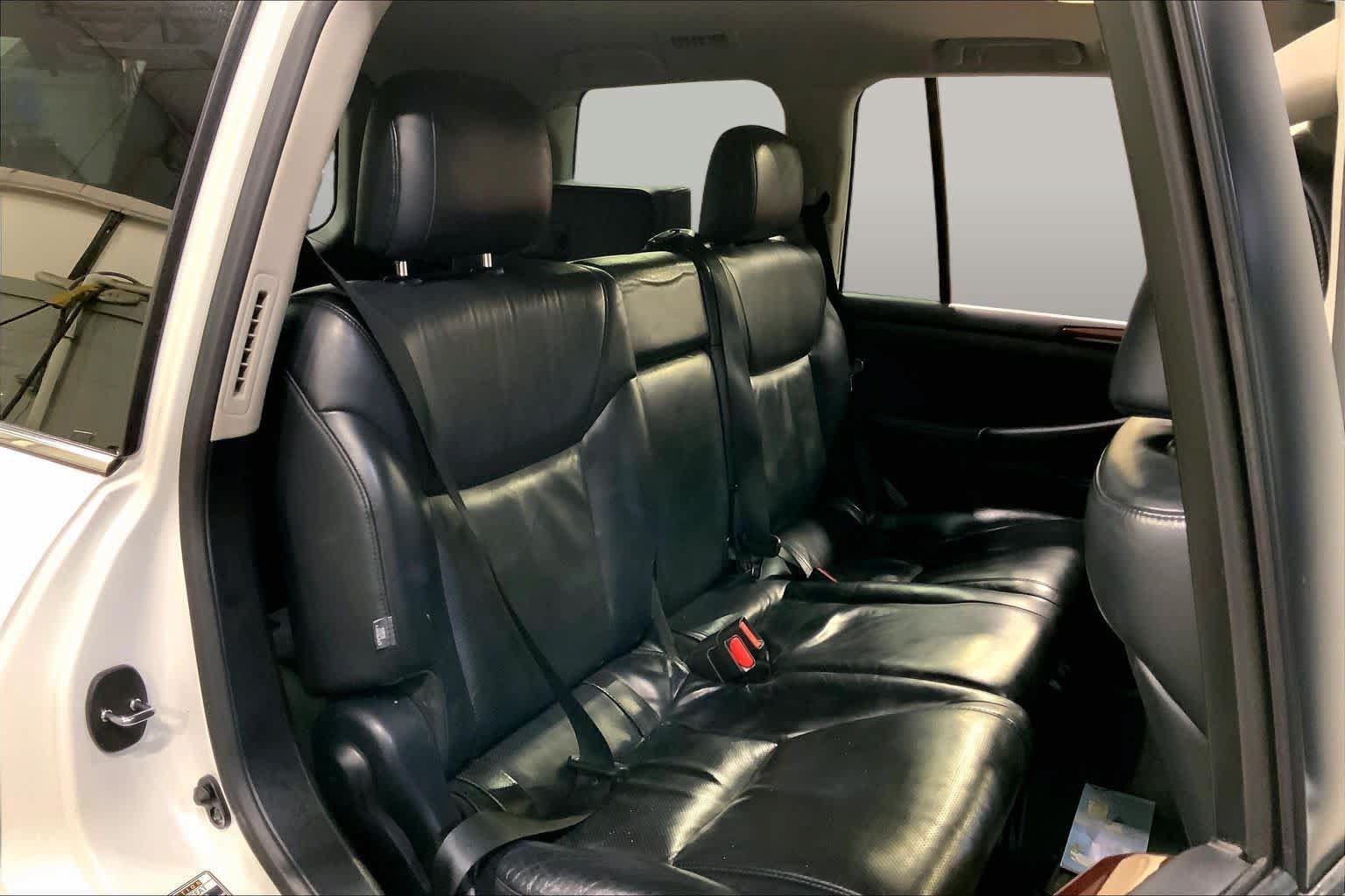 Used 2013 Lexus LX 570 4WD image 20
