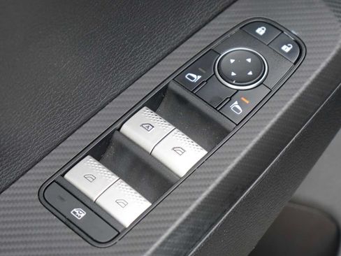Used 2022 Mitsubishi Outlander ES FWD image 17