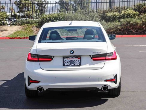 Used 2020 BMW 330i Sedan w/ Convenience Package RWD image 6