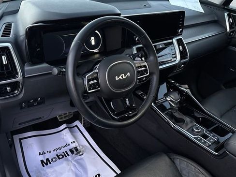 Used 2023 Kia Sorento SX image 10