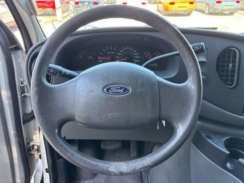 Used 2008 Ford E-150 and Econoline 150 RWD image 17
