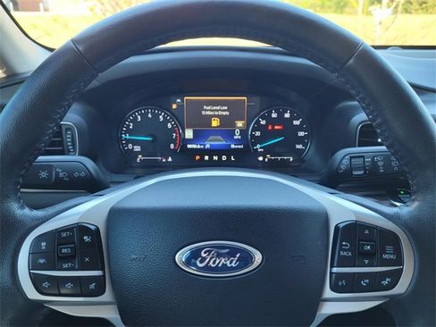 Used 2021 Ford Explorer Limited w/ Equipment Group 301A image 29